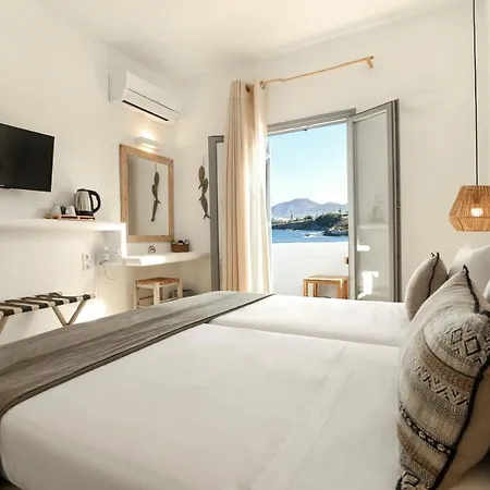 Szálloda Paros Bay 4*